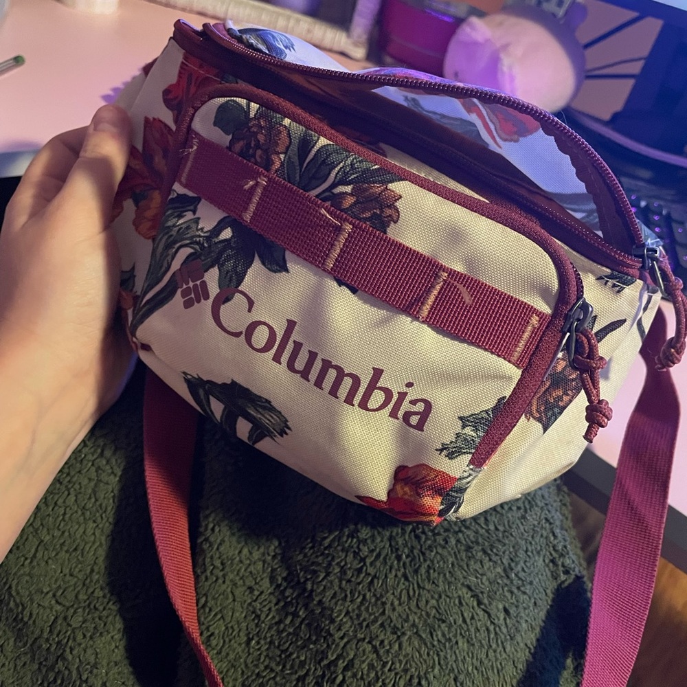 Columbia Floral Fanny Pack